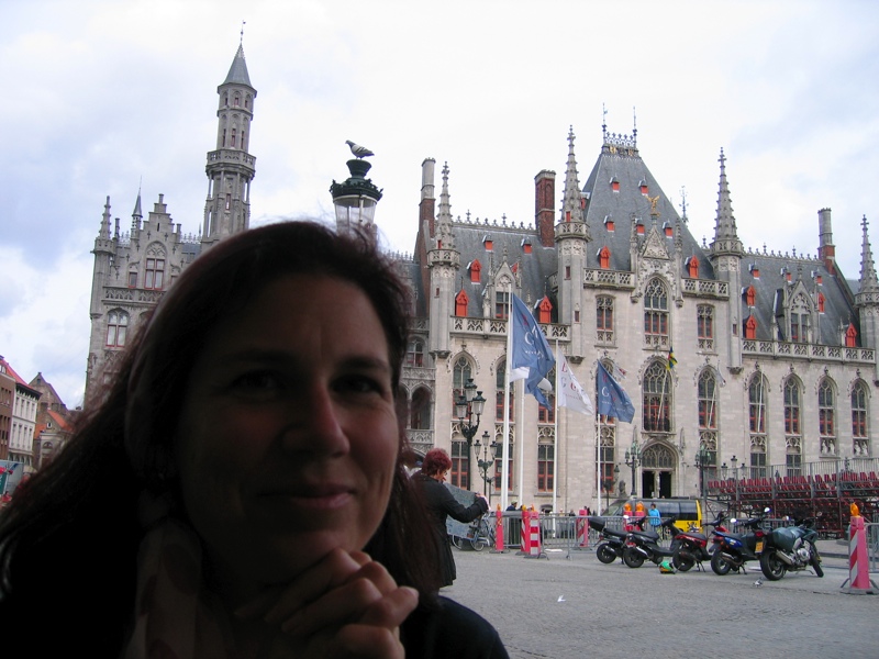 Sidewalk cafe in Grote Markdt