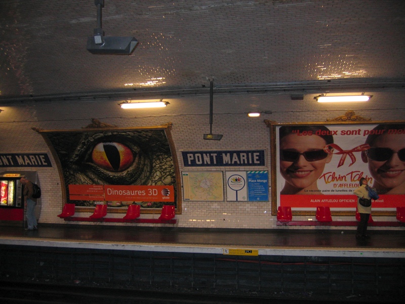 Inside the Paris Metro